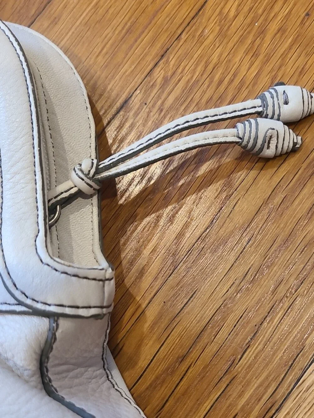 Cole Haan Vintage Y2K Cream Leather Pleated Hobo Shoulder Bag
